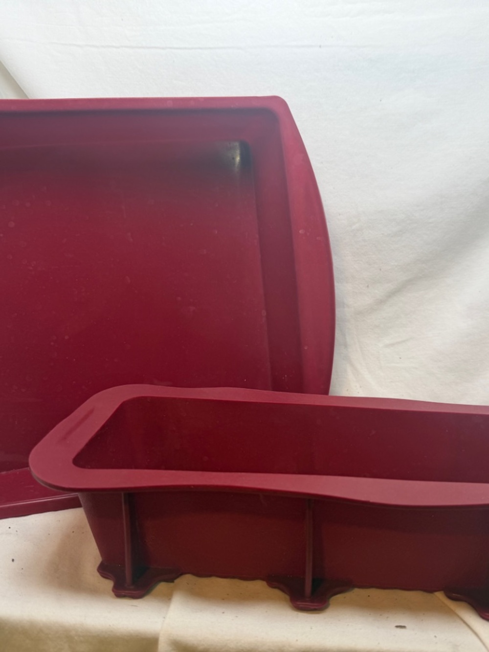 Silicone 8x8 Cake Pan and Bread Pan Burgundy
